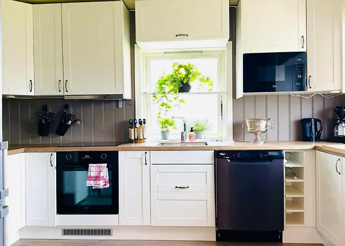 Kb Storhaugen House - Sørvågen Feriehus